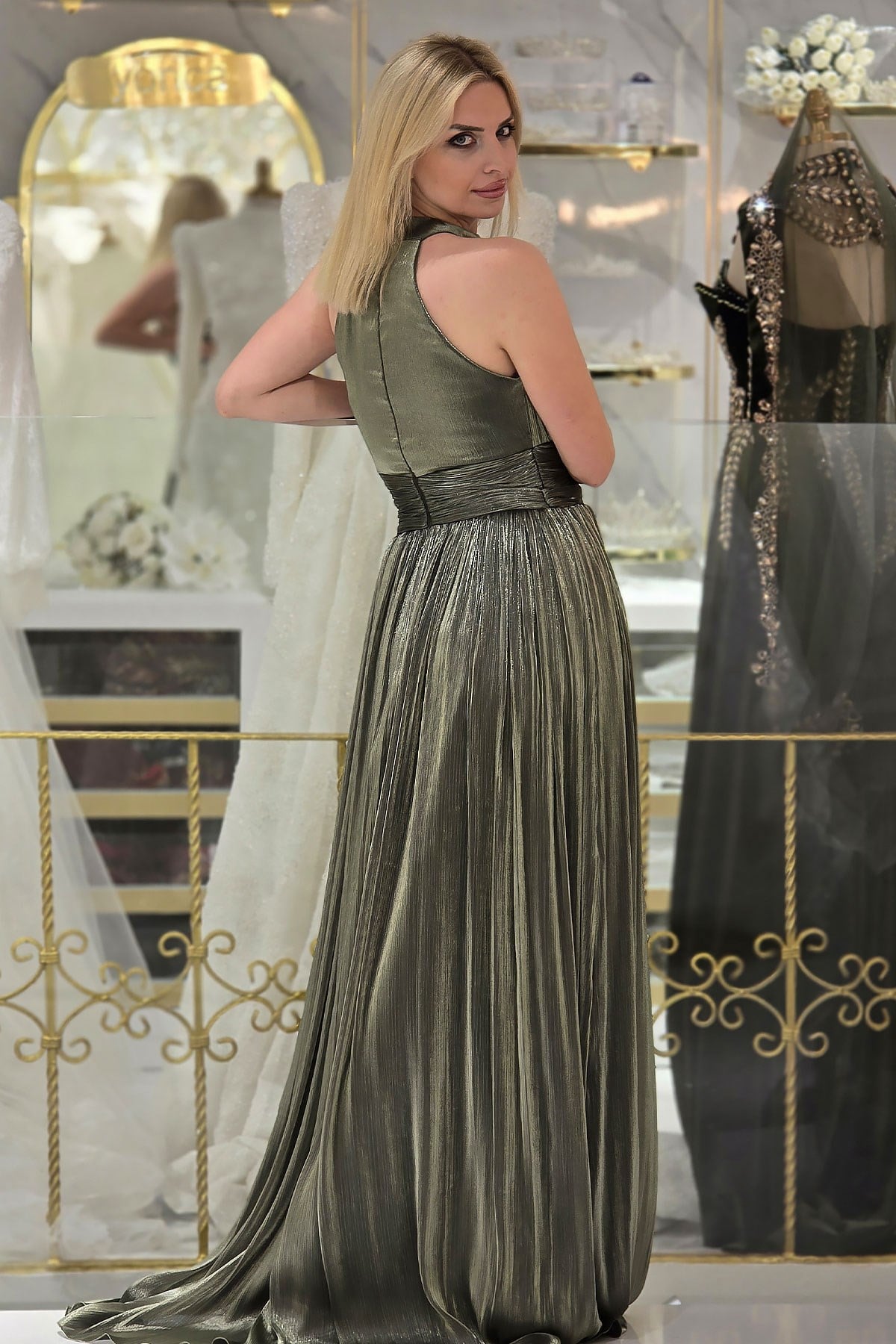 Haki İpek Organze Halter Yaka Abiye 6882