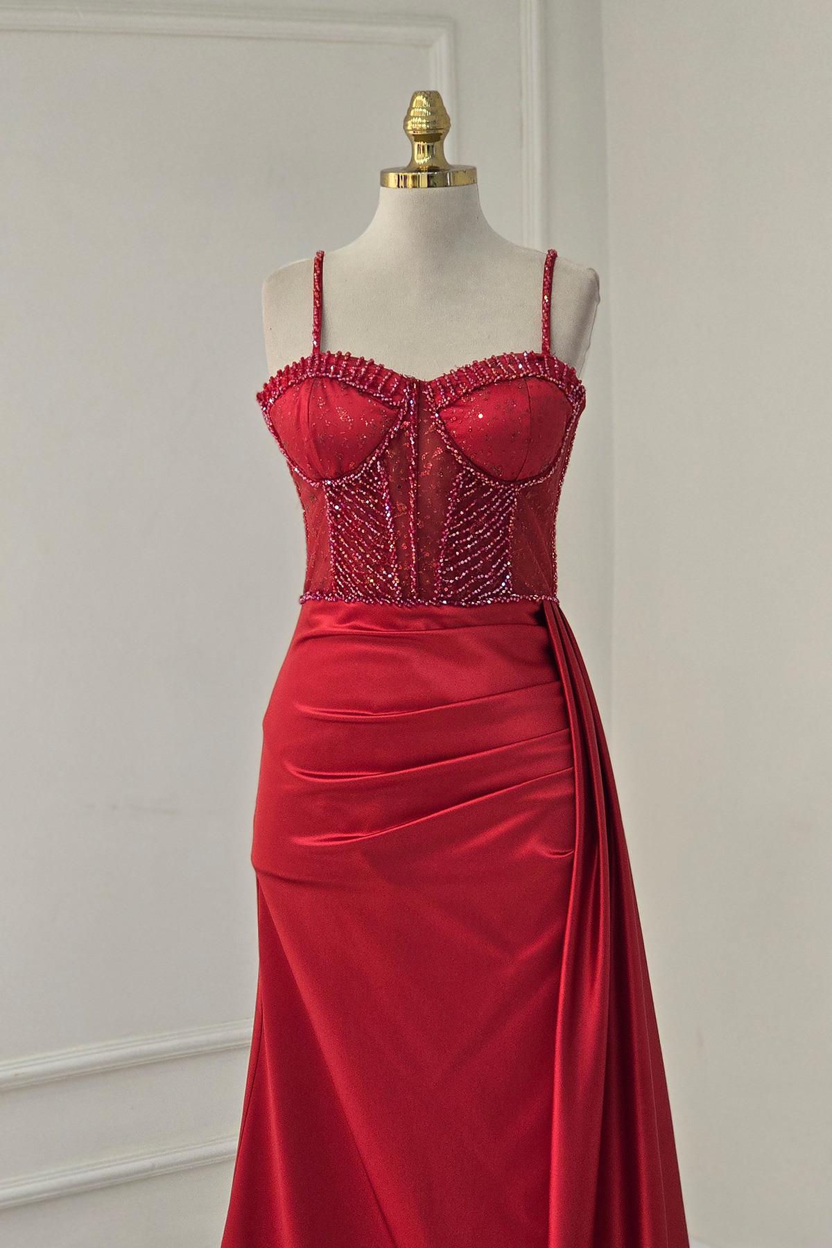 Kırmızı Saten Balenli İşlemeli Yırtmaçlı Abiye 20320