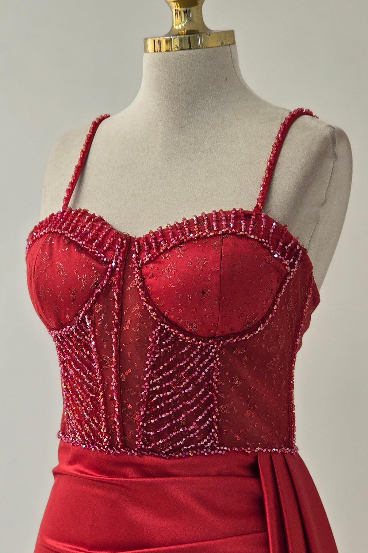 Kırmızı Saten Balenli İşlemeli Yırtmaçlı Abiye 20320