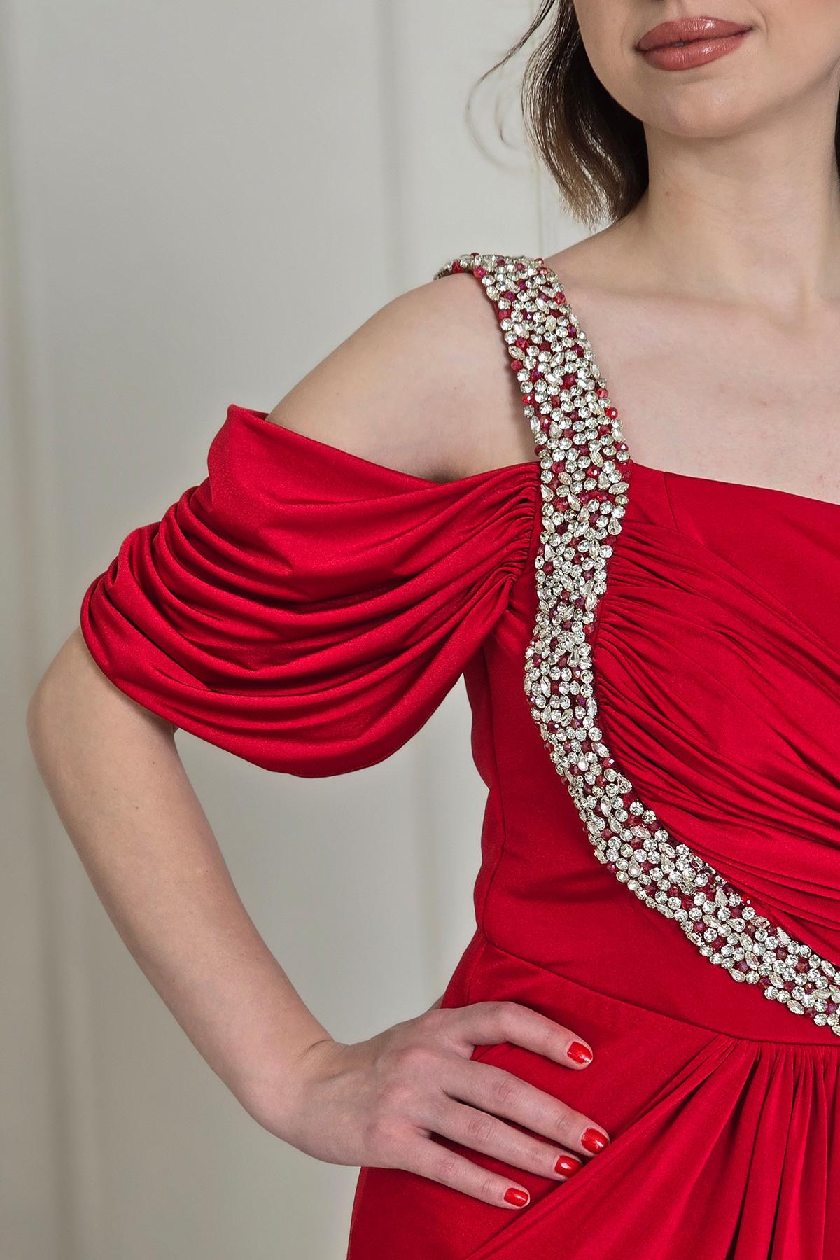 Kırmızı Tek Omuz Buzzy Abiye 5270