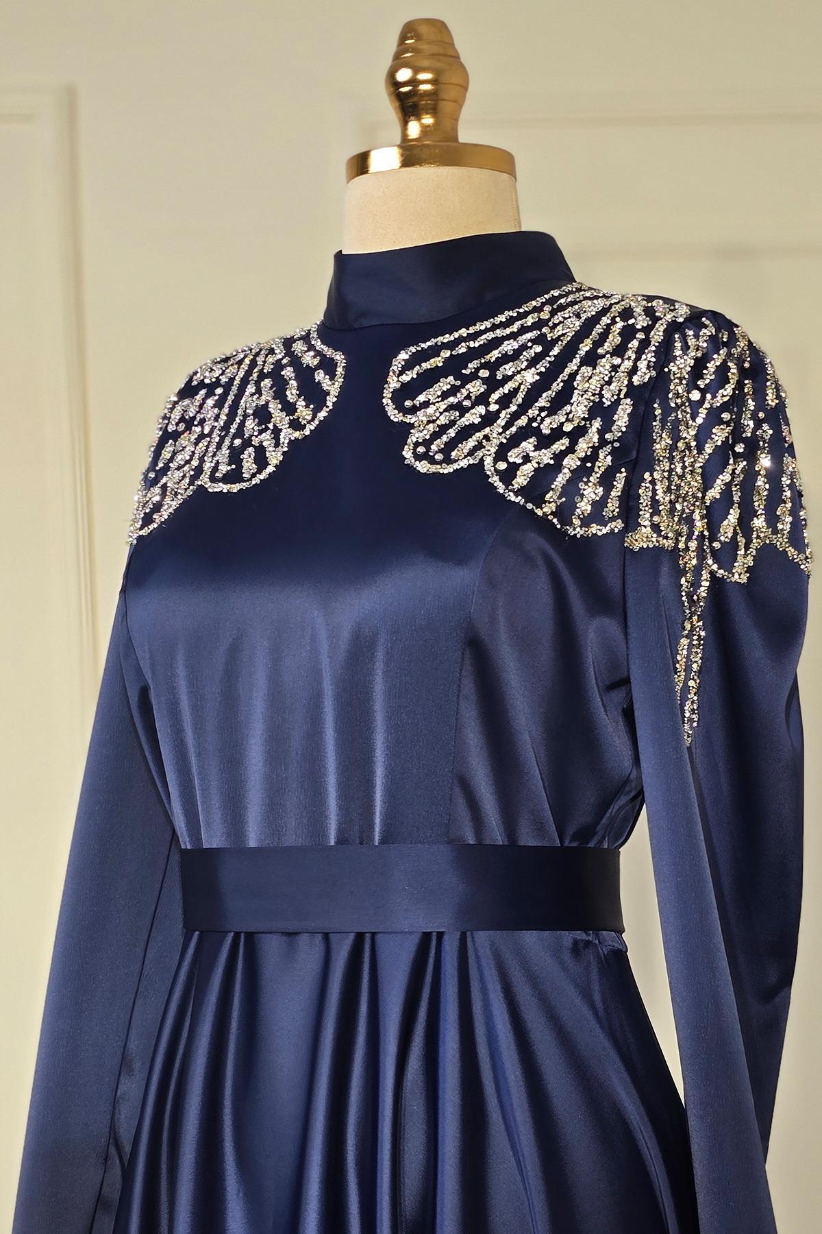 Lacivert Saten Çiçek Taşlı Elbise 4617