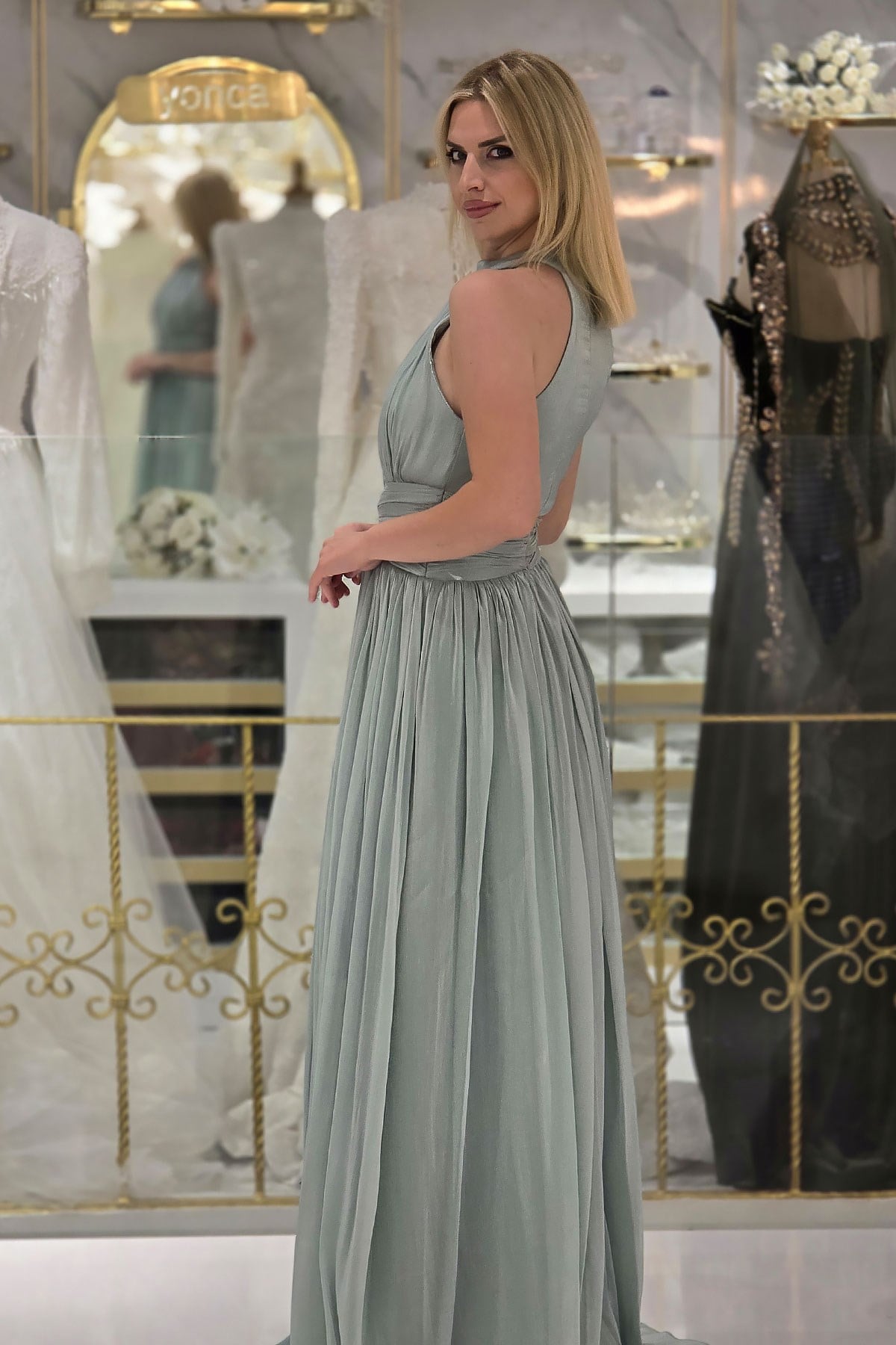Mint İpek Organze Halter Yaka Abiye 6882