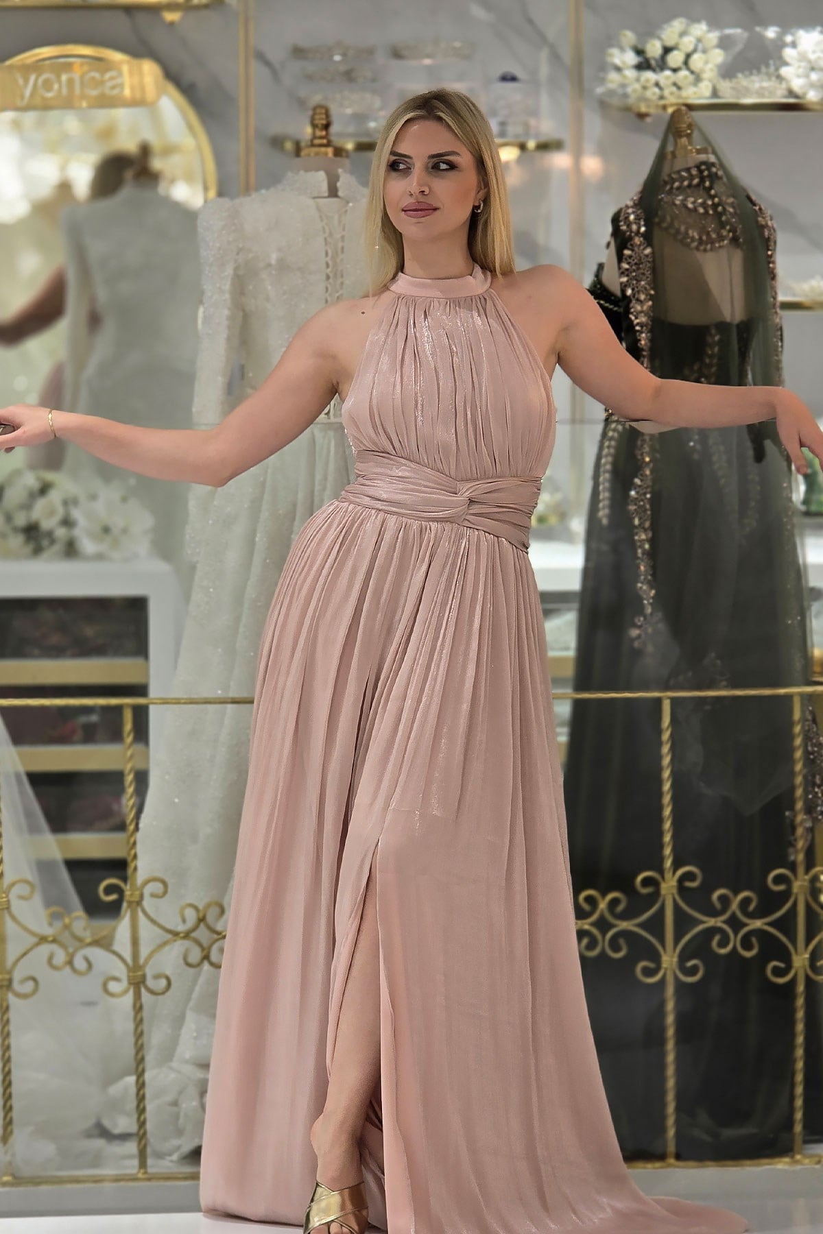 Pudra İpek Organze Halter Yaka Abiye 6882