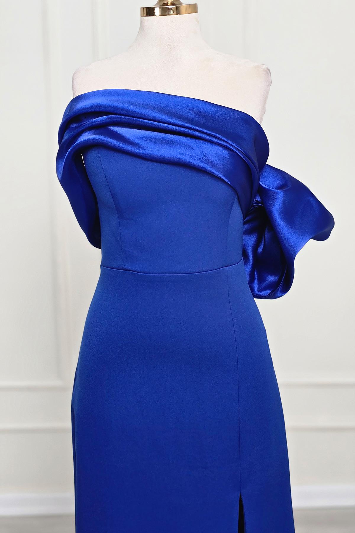 Saks Mavi Asimetrik Krep Elbise 6589