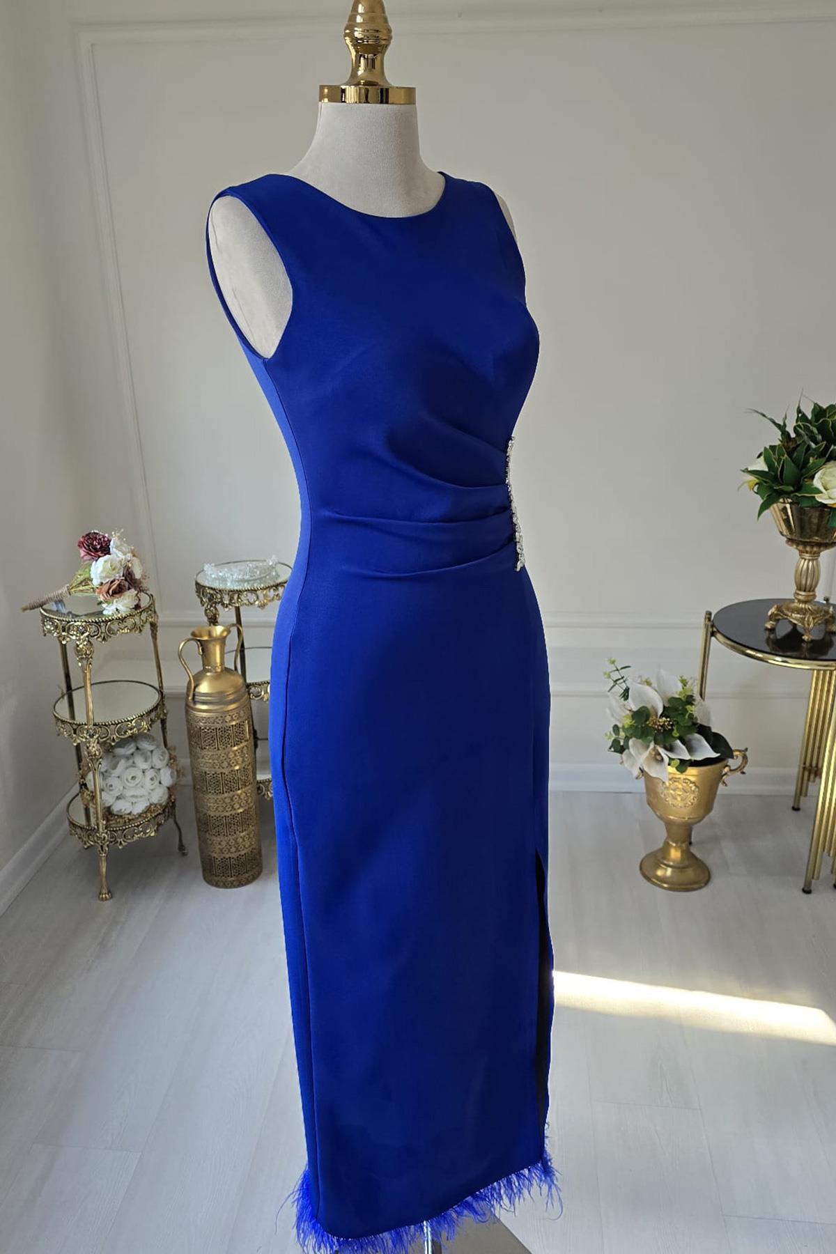 Saks Mavi Beli Taşlı Otrişli Elbise 8276