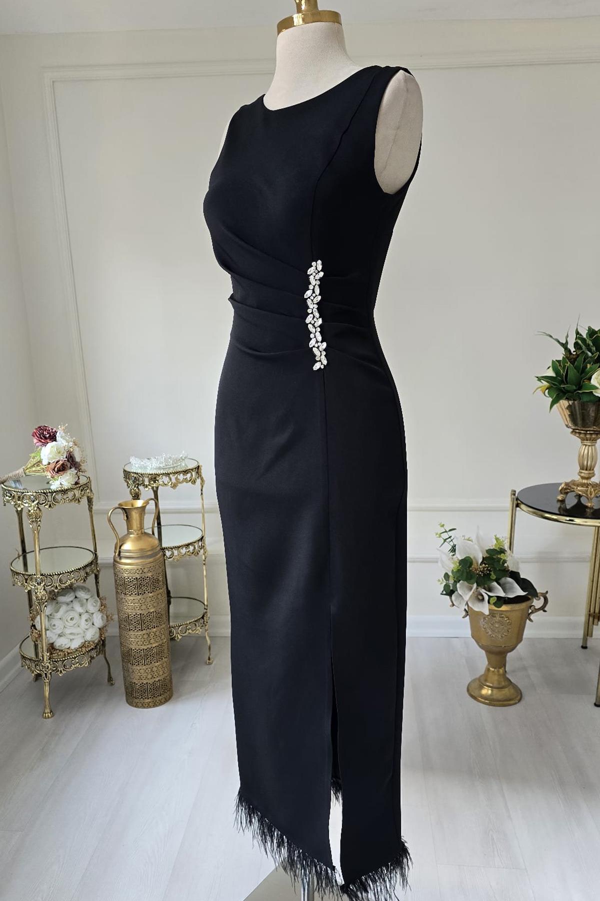 Siyah Beli Taşlı Otrişli Elbise 8276