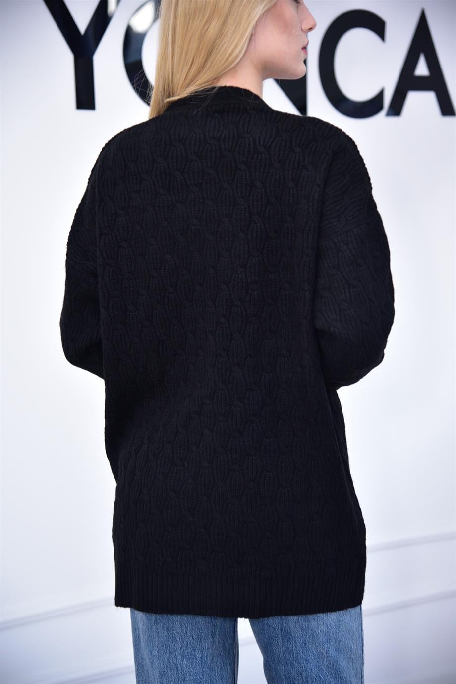 Siyah Düğmeli Uzun Oversize Hırka 23190