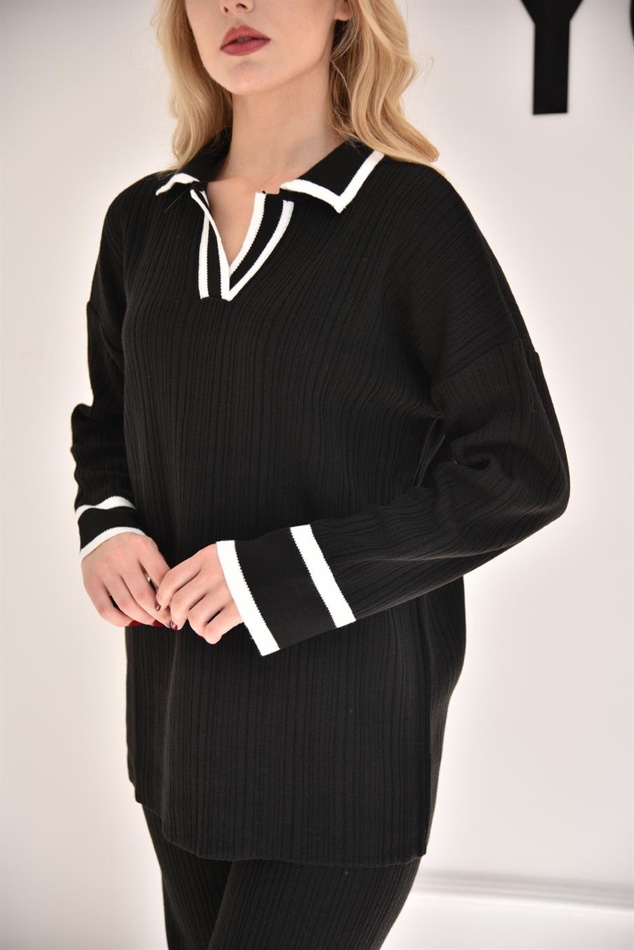 Siyah Polo Yaka Çizgili Takım 0282