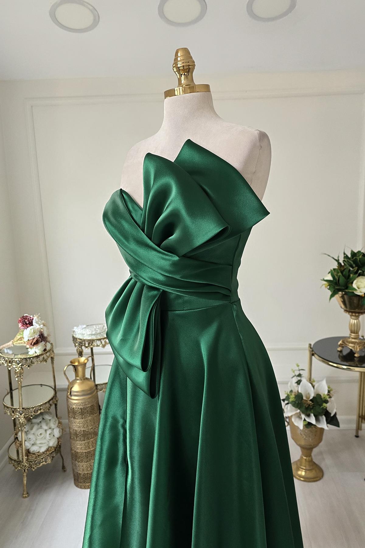 Zümrüt Fiyonklu Elbise 1950