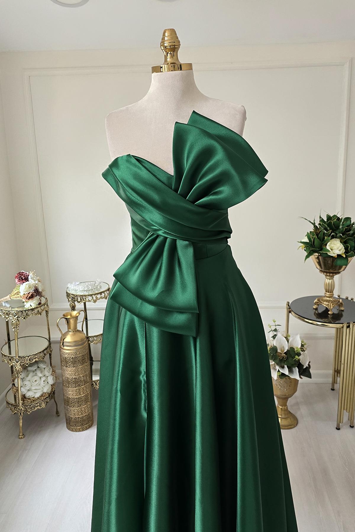 Zümrüt Fiyonklu Elbise 1950