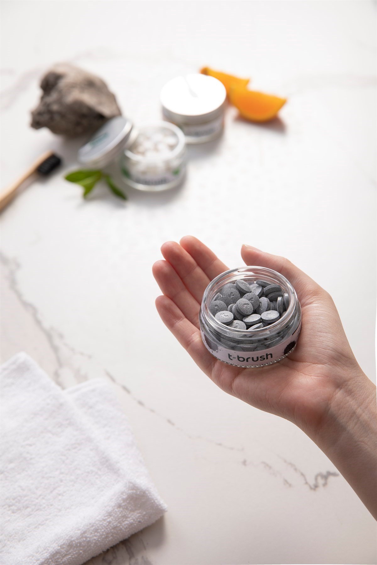 T-Brush T-Brush Activated Charcoal Diş Macunu Tableti - Florürlü