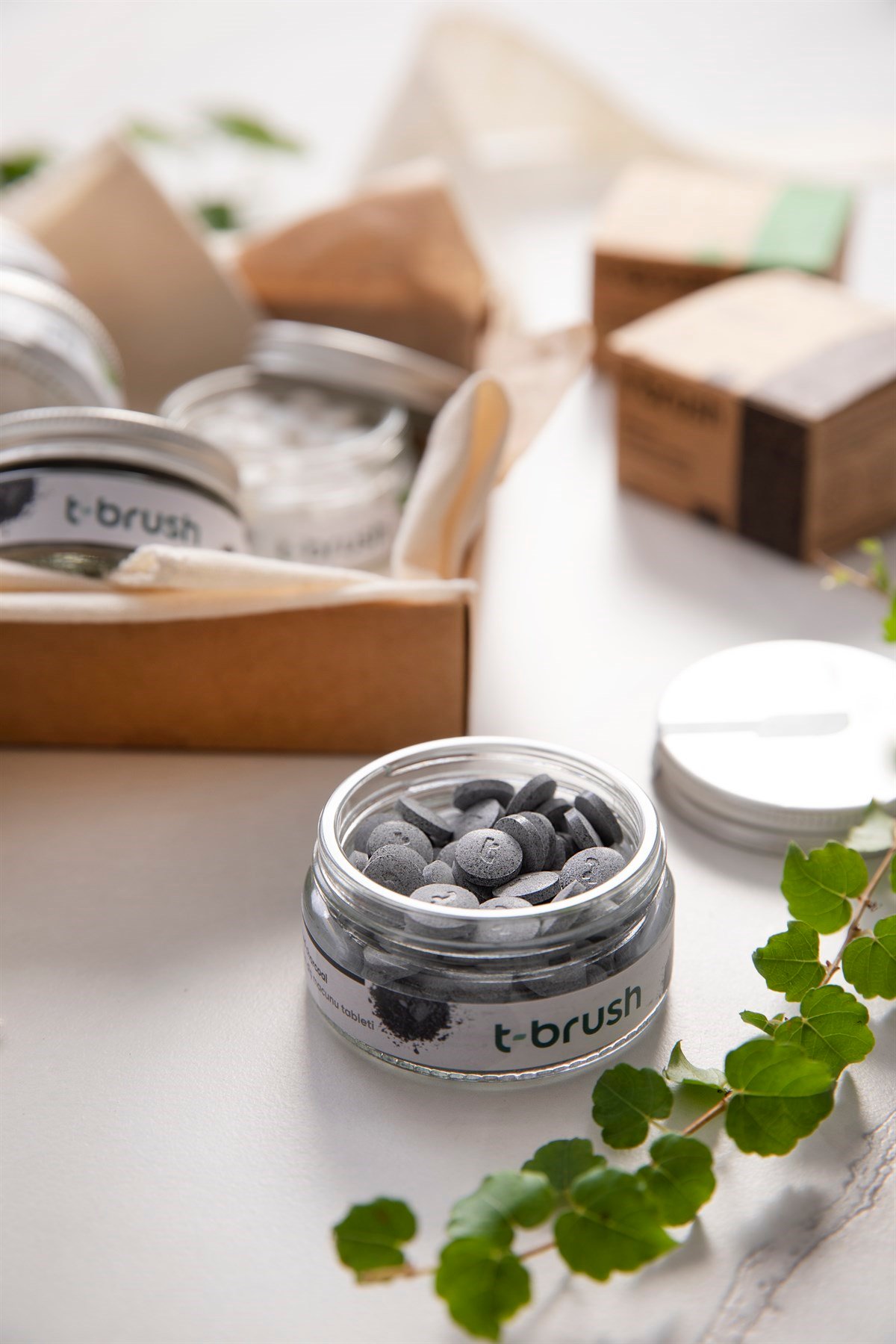T-Brush T-Brush Activated Charcoal Diş Macunu Tableti - Florürlü