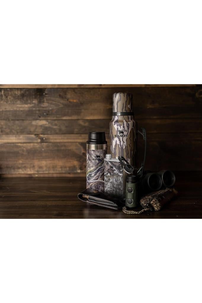 Stanley The Legendary Classic Vakumlu Paslanmaz Çelik Termos 1 Lt 1 Lt - Mossy Oak
