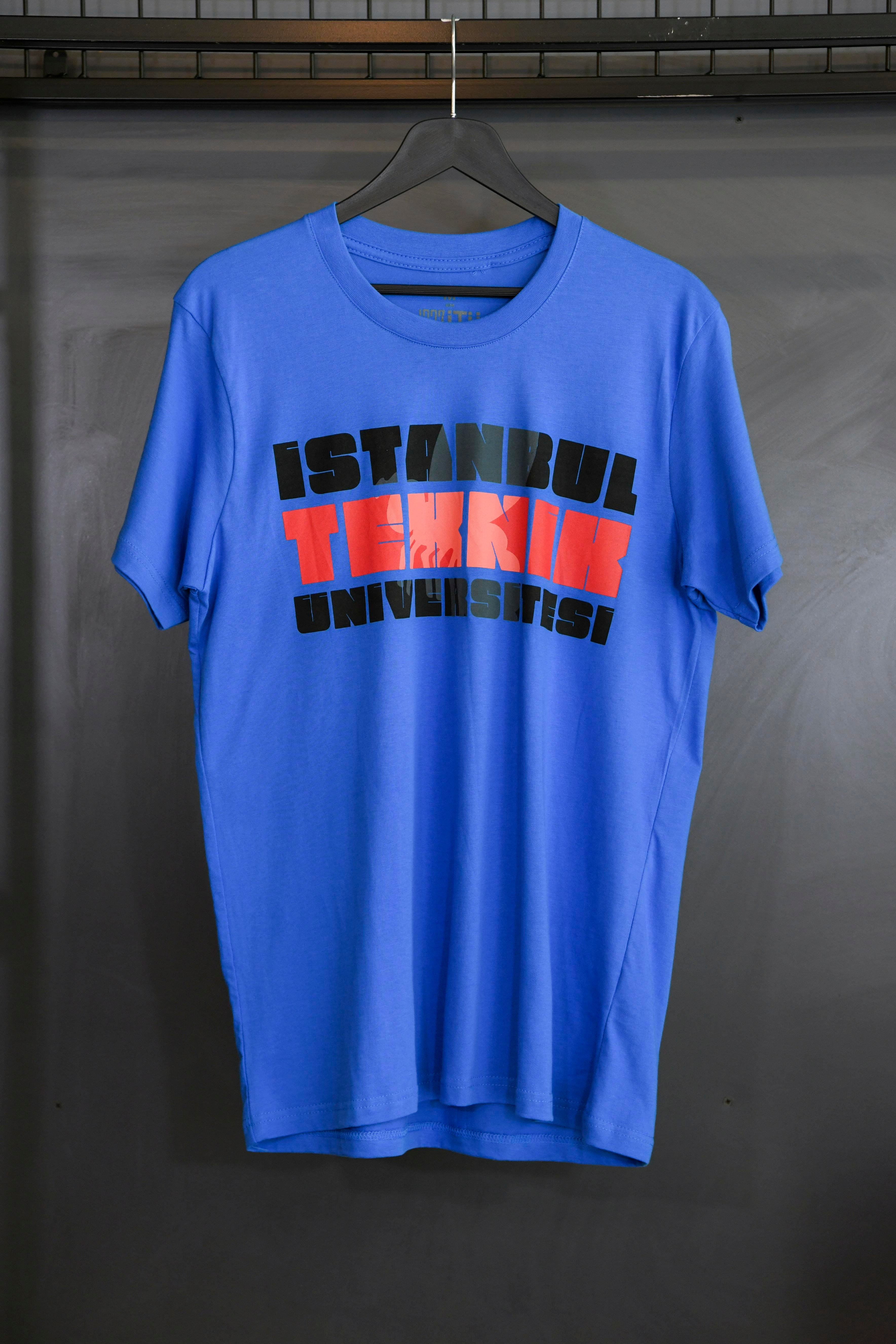 1773İtu.store Classic T-Shirt 