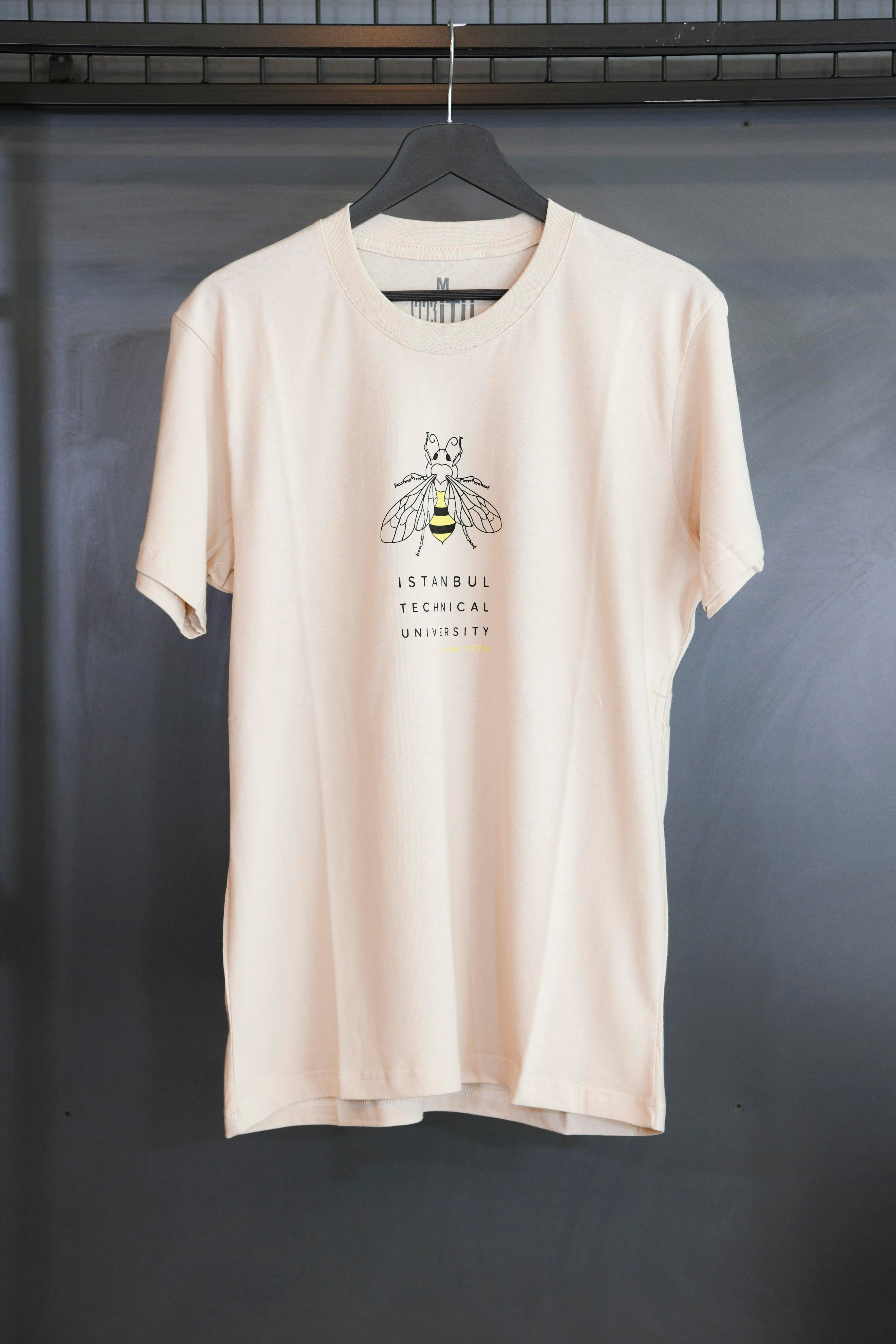 1773İtu.store Classic T-Shirt 