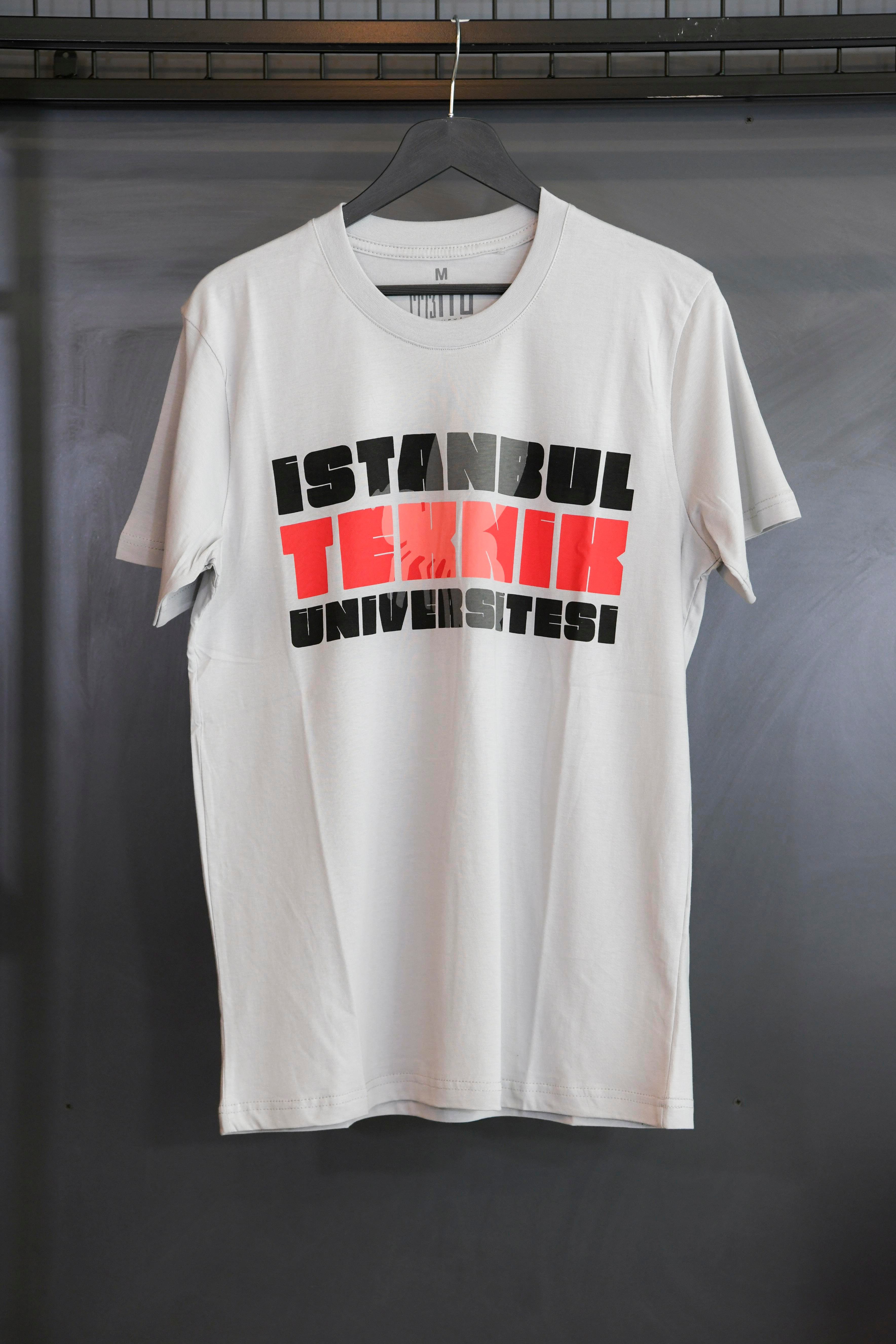 1773İtu.store Classic T-Shirt 