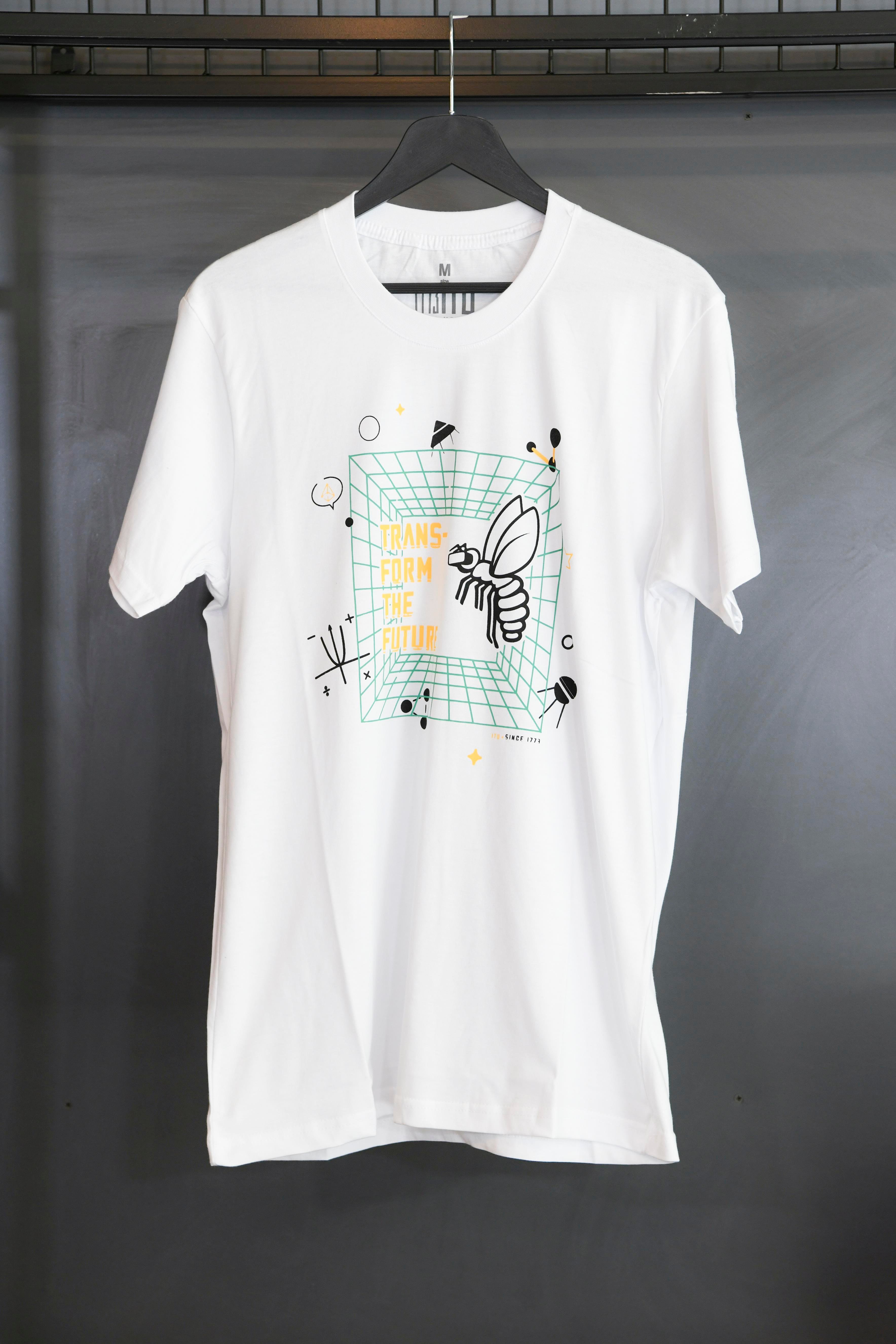 1773İtu.store Classic T-Shirt 
