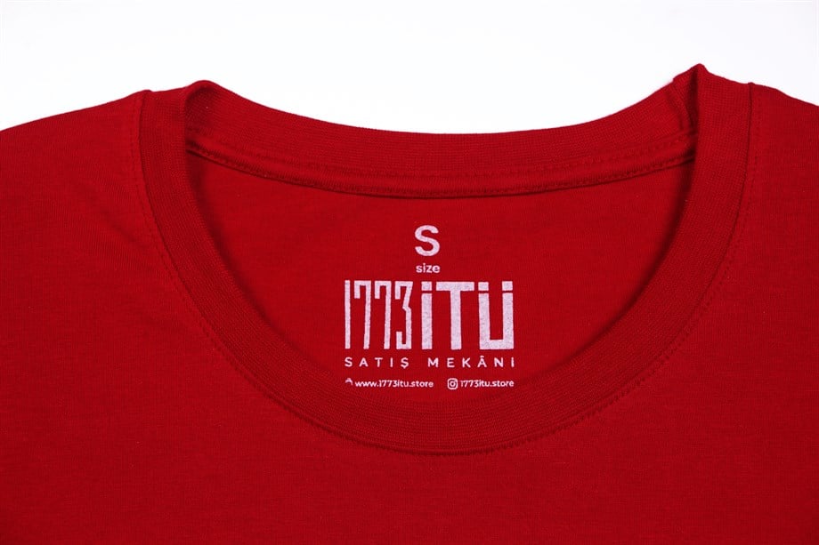 1773İtü Classic T-Shirt Kırmızı