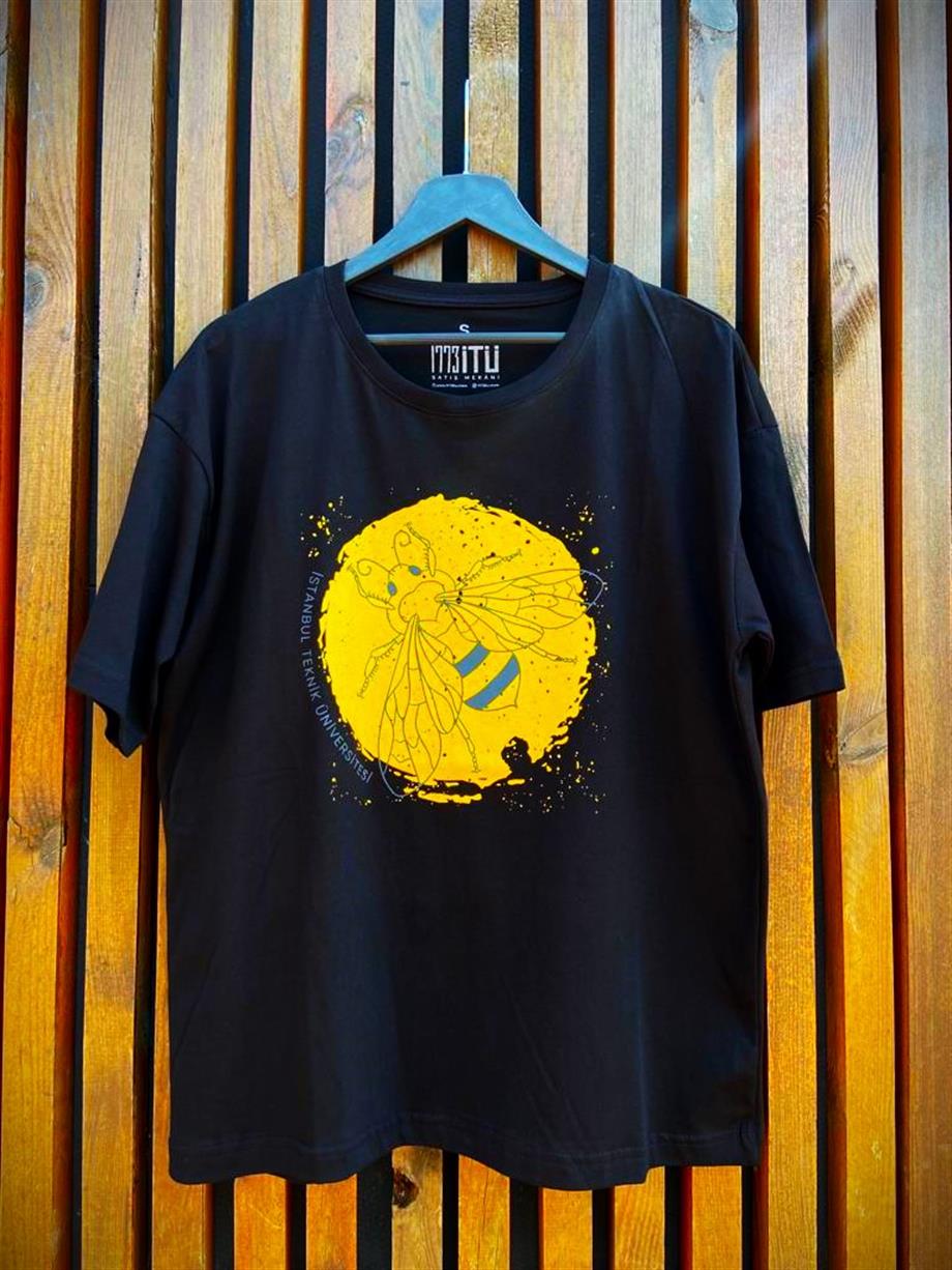1773İtu.store Oversize Classic T-Shirt 