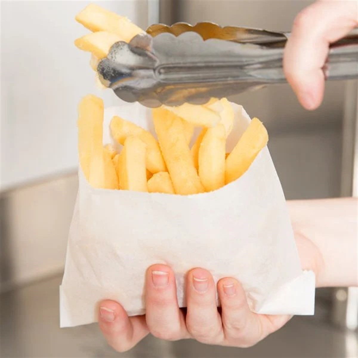 Baskısız Cips Kesekağıdı-Beyaz Yağlı Kağıt-(En:12cm/Boy:15cm/Körüksüz/Yanı Kapalı)