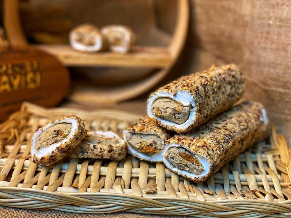 BADEMLİ SARMA