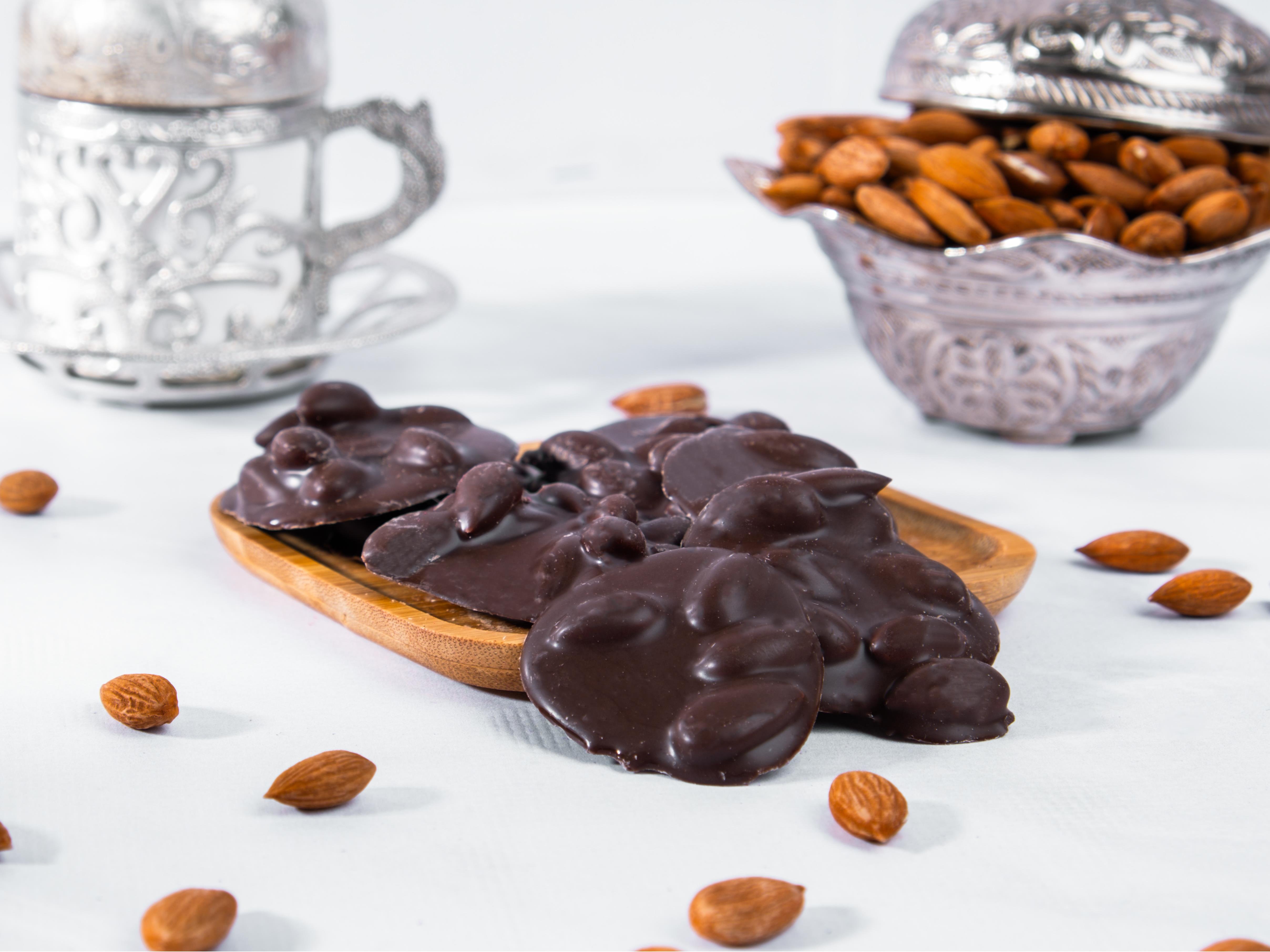 Bitter Çekirdekli Çikolata