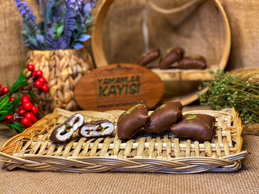 ÇİKOLATA KAPLI BOHÇA