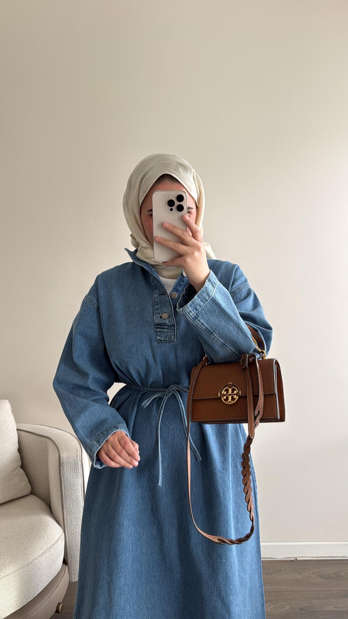Gina Yaka Detaylı Açık Mavi Denim Elbise