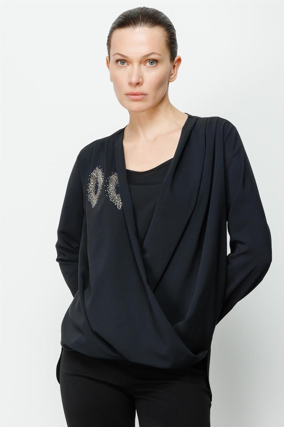 01584-2Y3 MODA İLGİ BLUZSİYAH