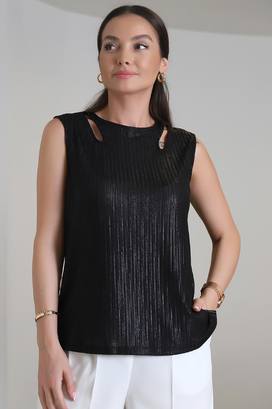 050-2Y3 CAMELIA BLUZSİYAH
