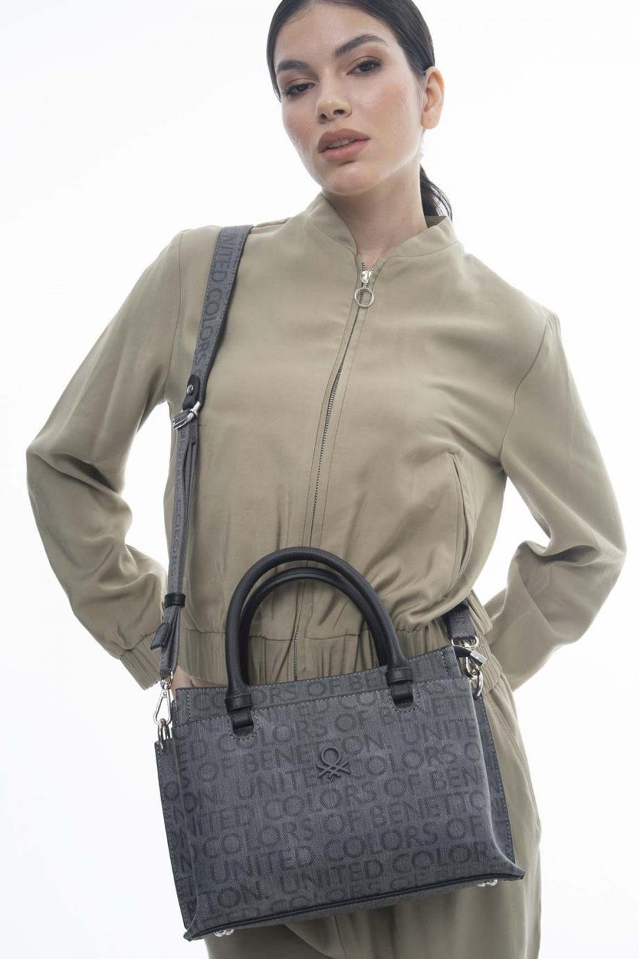1117-2K4 BENETTON ÇANTAGRİ