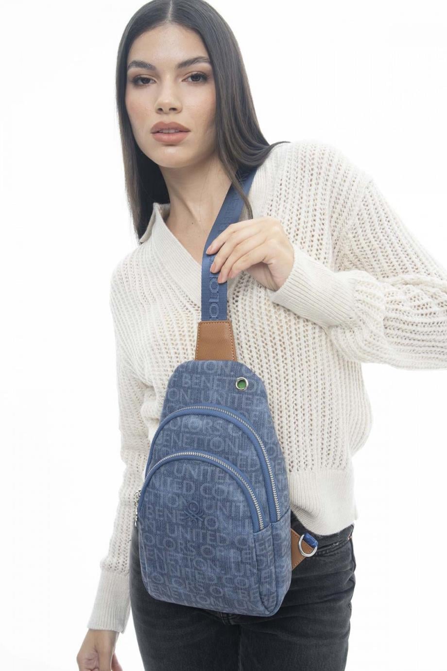 1138-2K4 BENETTON ÇANTAKOT LACİ