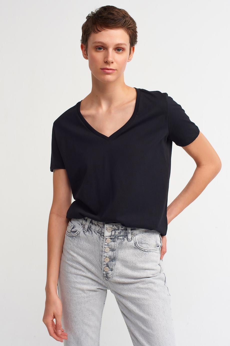 3470-2Y3 DİLVİN TSHIRTSİYAH