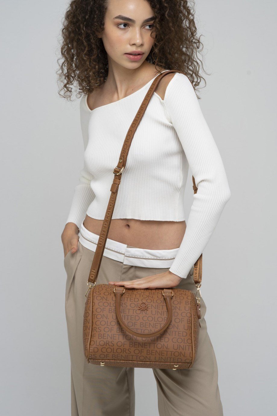828-2K3 BENETTON ÇANTACAMEL