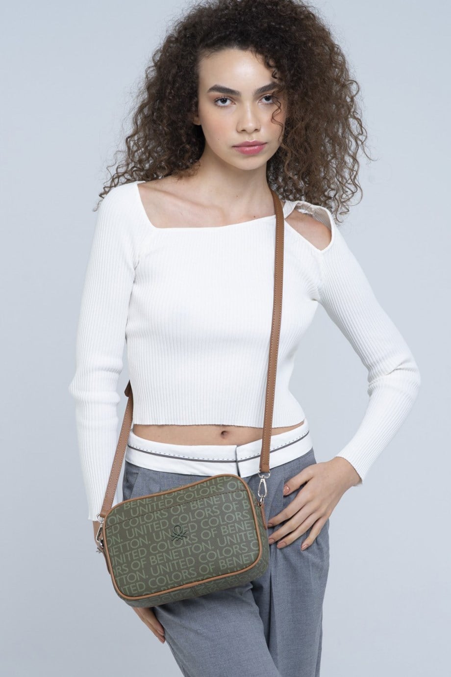 832-2K3 BENETTON ÇANTAHAKİ TABA