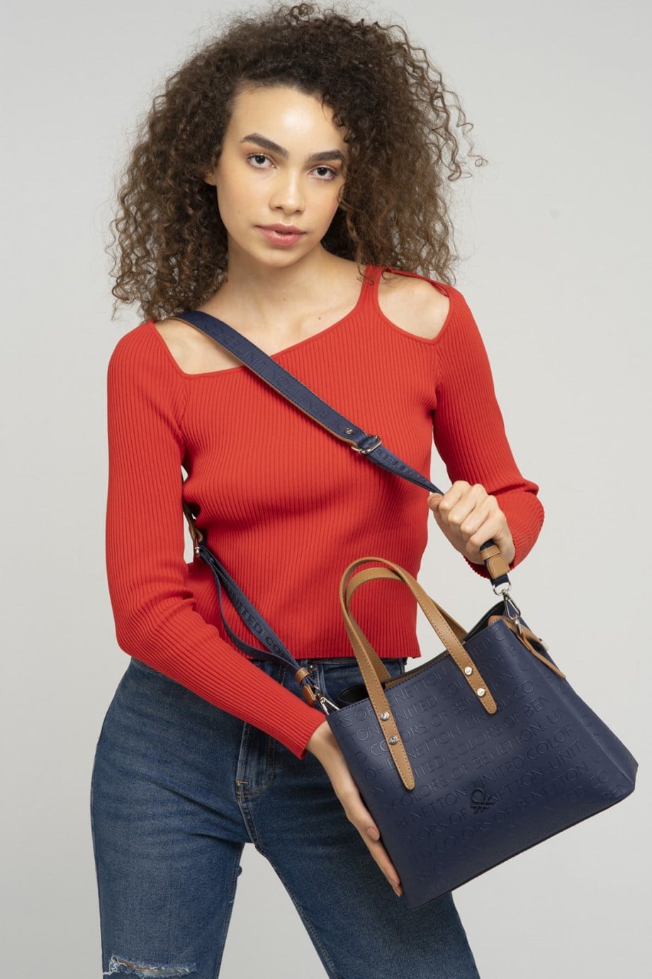 855-2K3 BENETTON ÇANTALACİ-A CAMEL