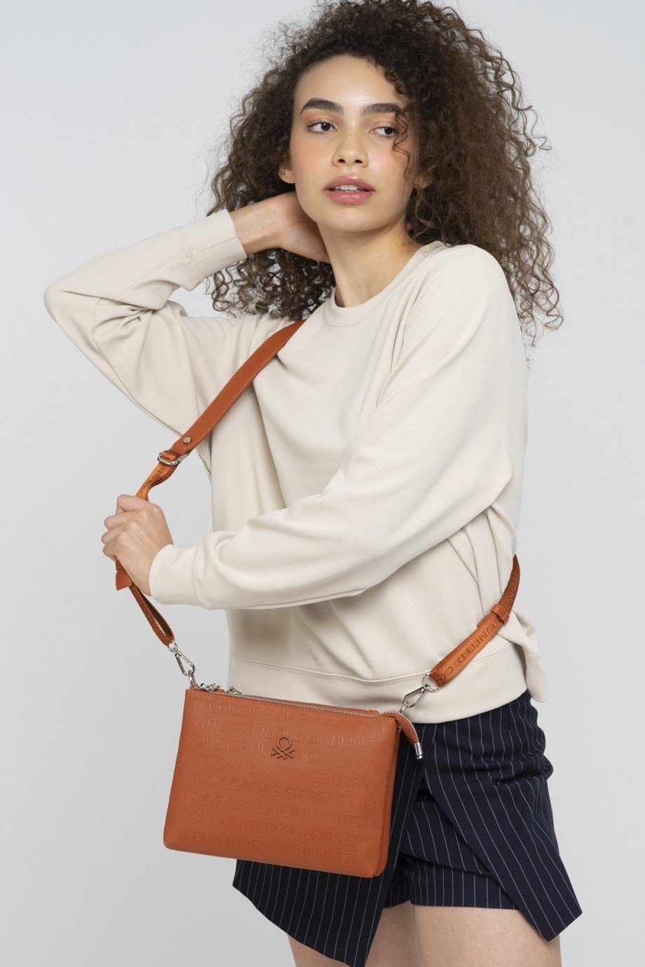 856-2K3 BENETTON ÇANTAKİREMİT