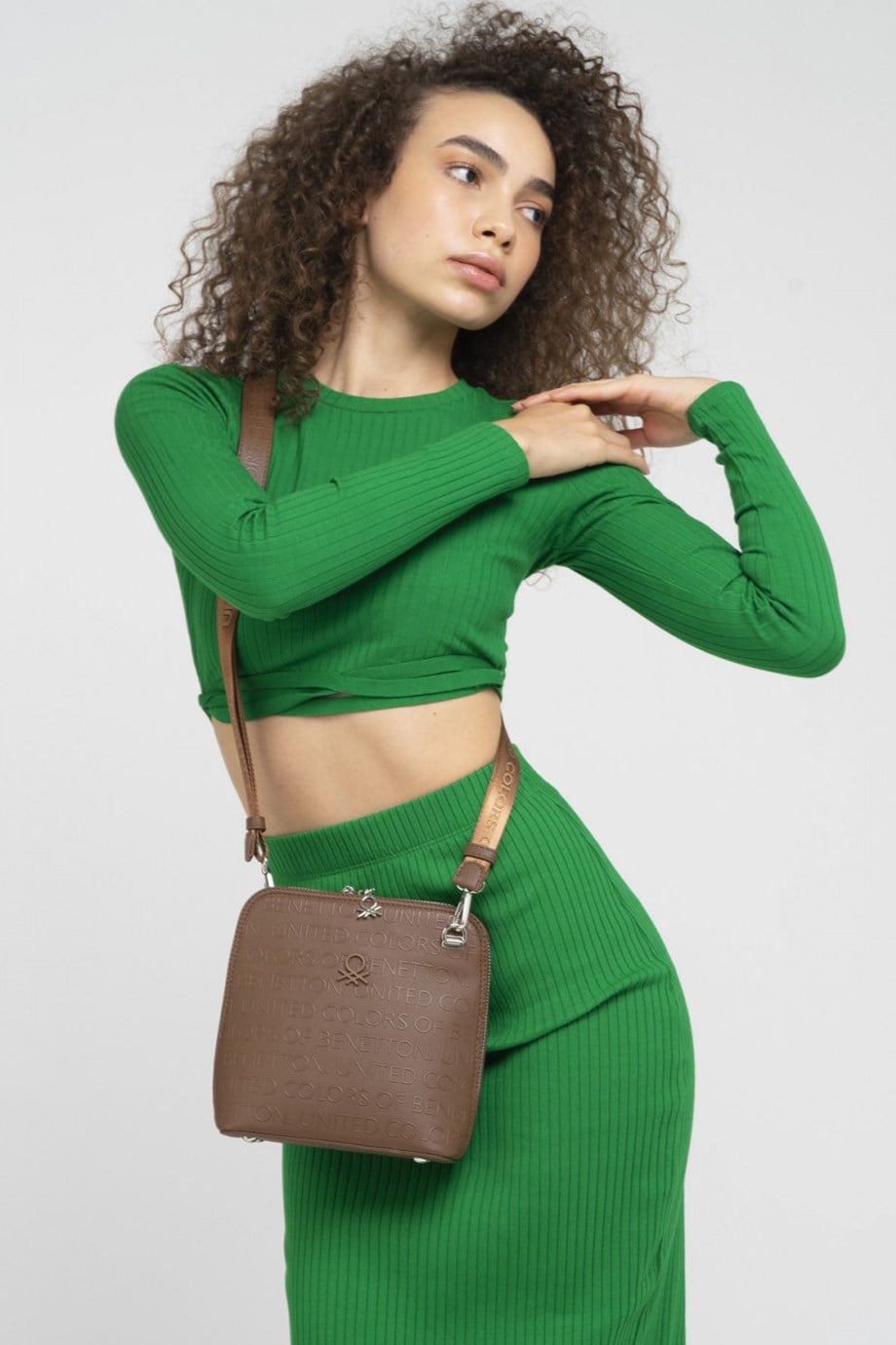 867-2K3 BENETTON ÇANTAKAHVE