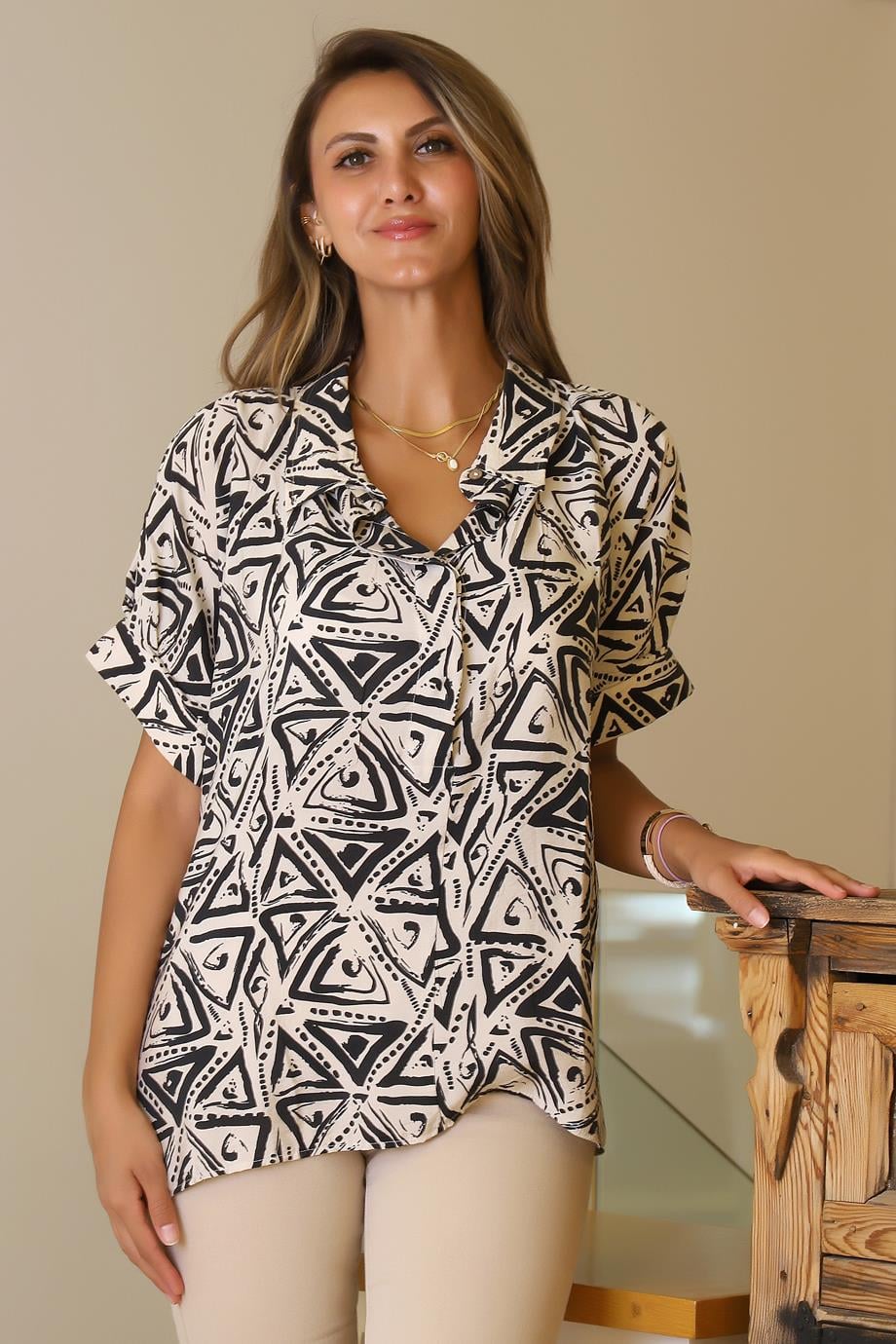 BEBE PLUS29751-2Y5 BEBE PLUS GÖMLEKEKRU SİYAH
