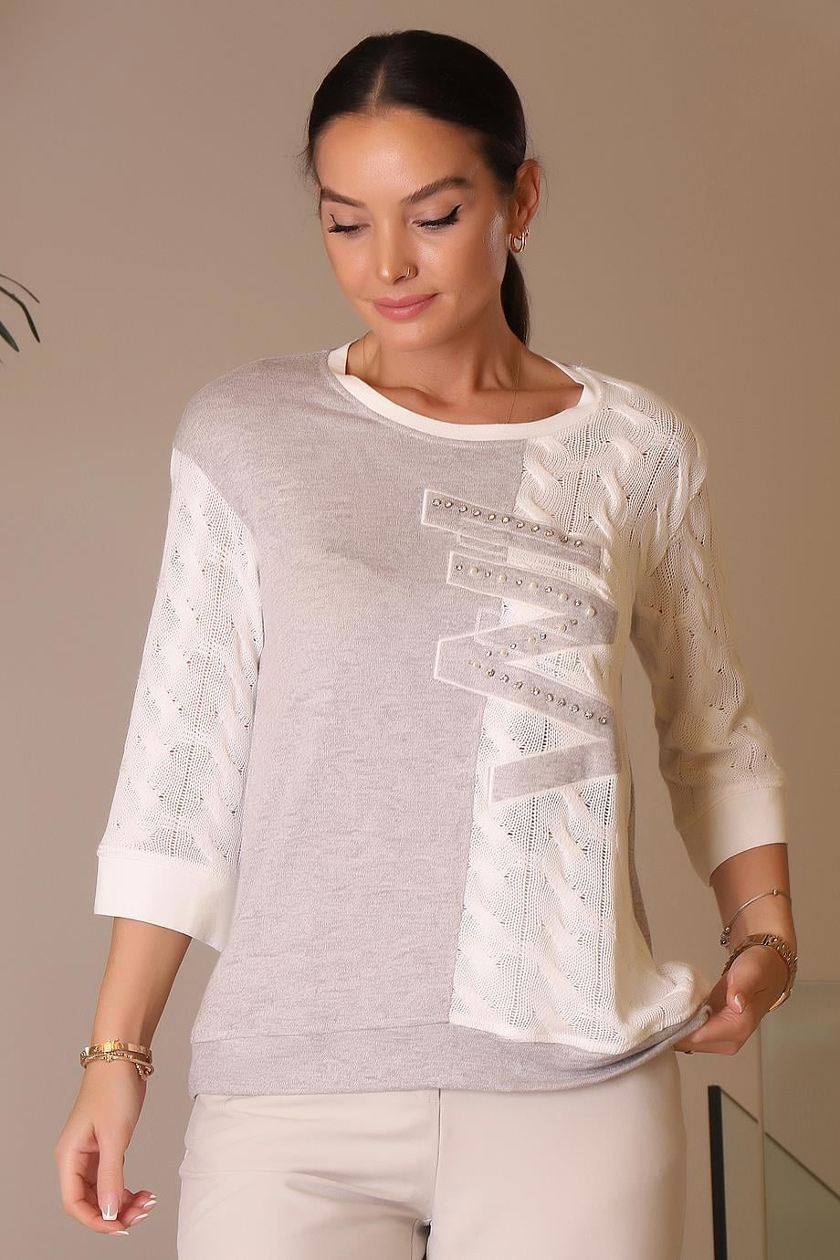 DAİDOÖRGÜ DESENLİ EKRU KADIN BLUZ  00611-2K4