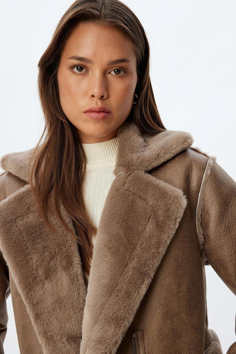 KOTON5WAK00066EW-2K5 KOTON KABANVİZON