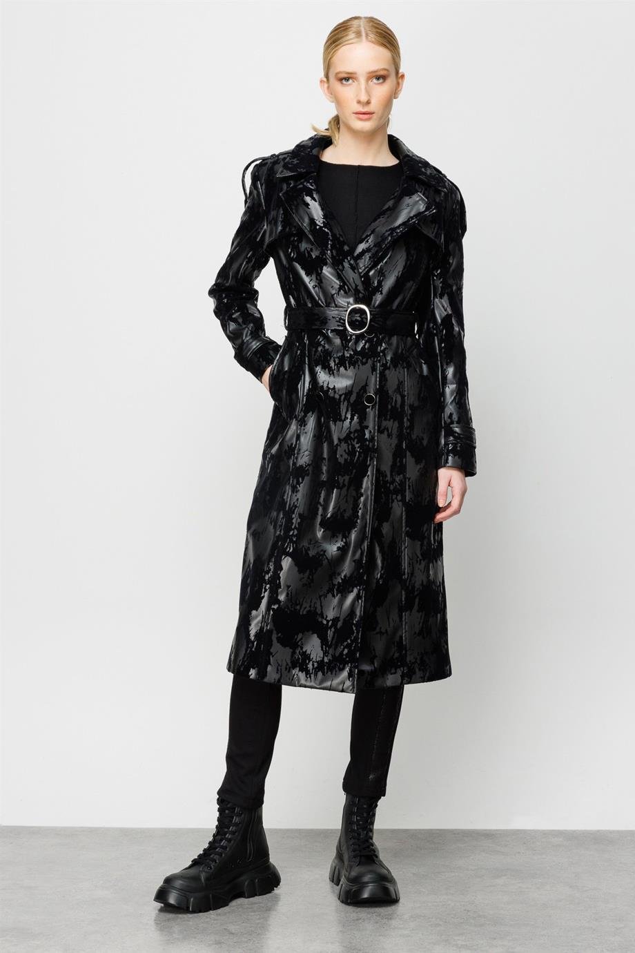 MODA İLGİDESENLİ KEMERLİ SİYAH KADIN TRENÇKOT 02542-2K3