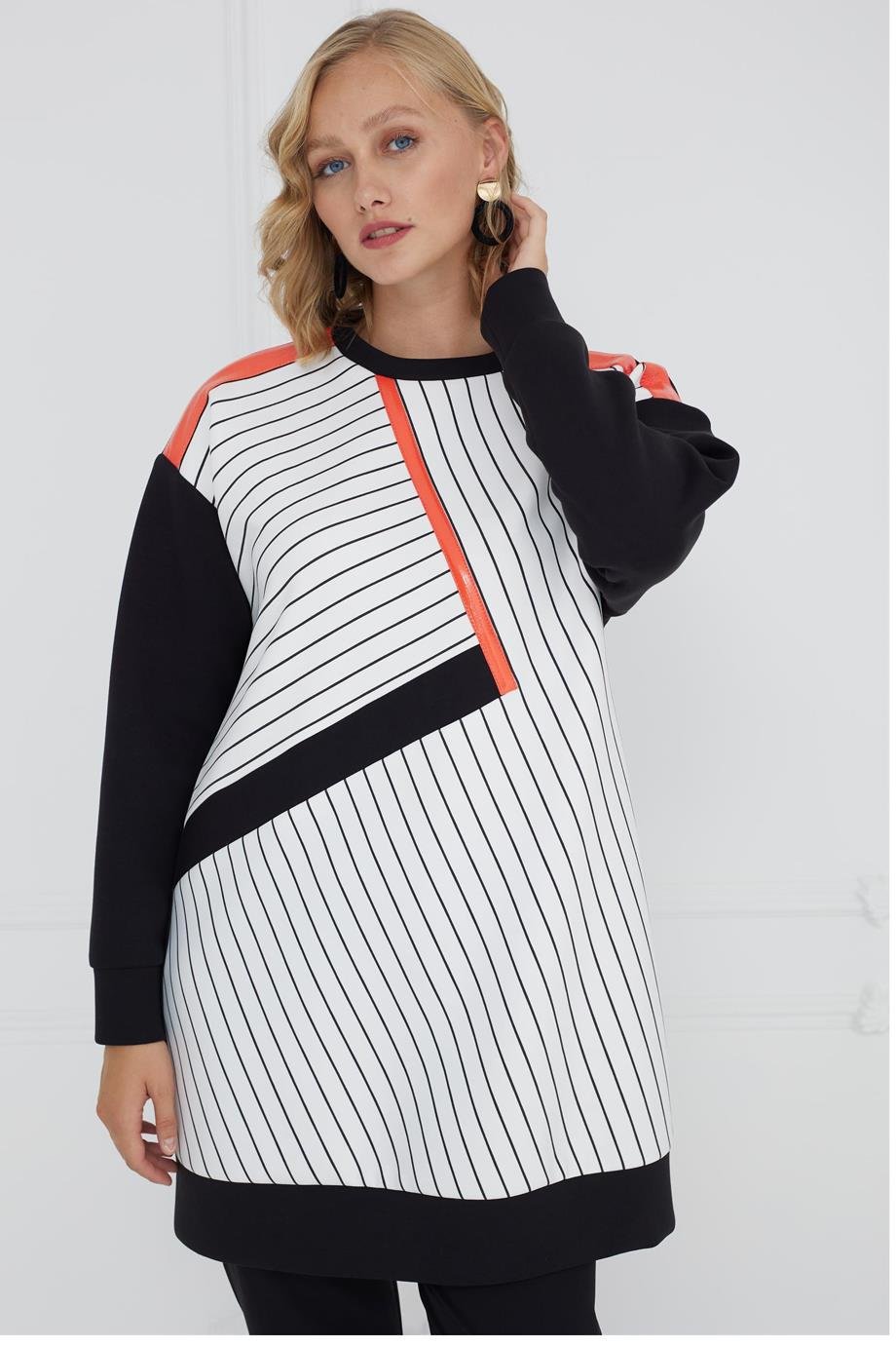 MOODBASİCMB21.249-2K4 MOODBASIC SWEATSİYAH