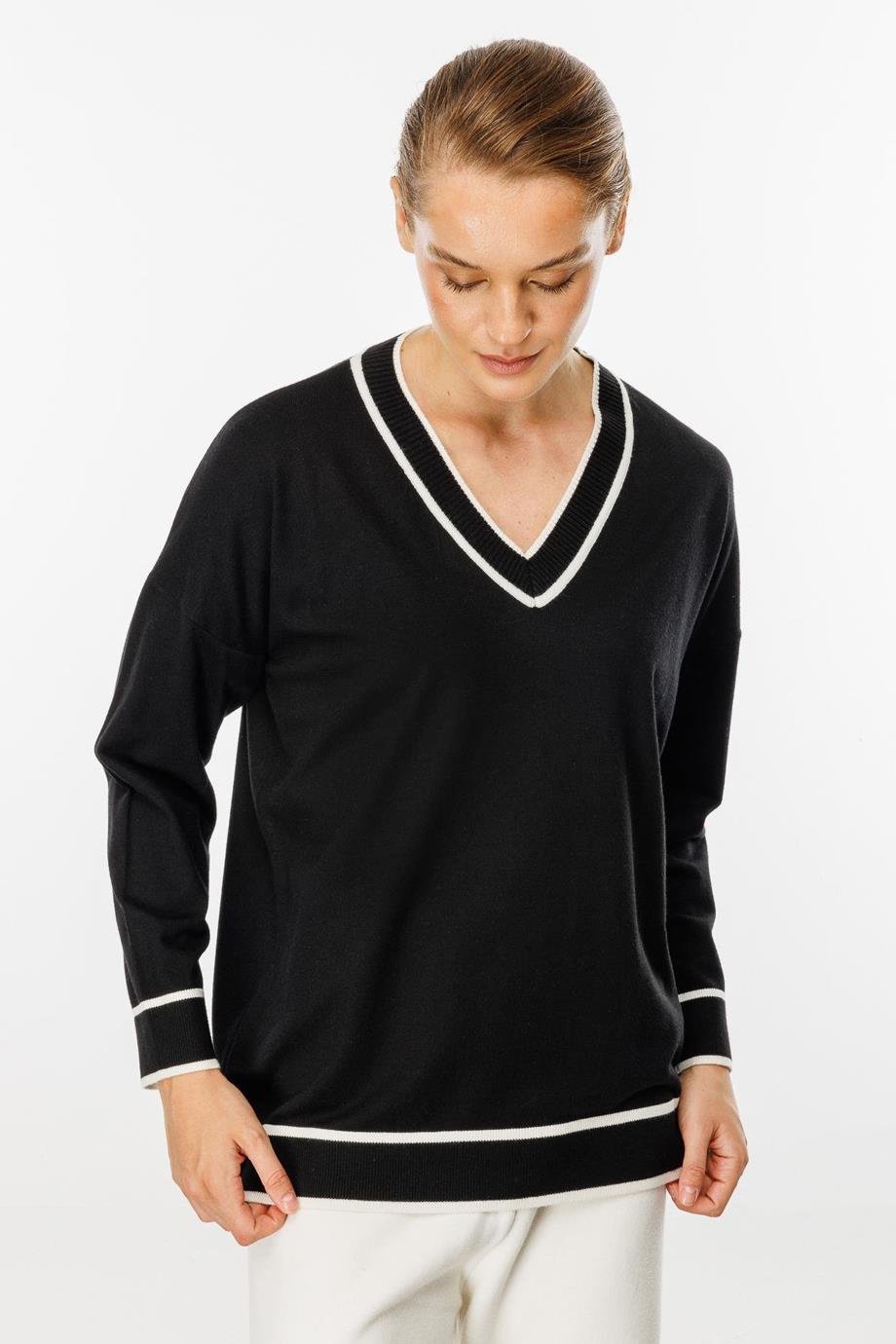 MUTLU ERTAN20134-2K5 MUTLU ERTAN BLUZSİYAH