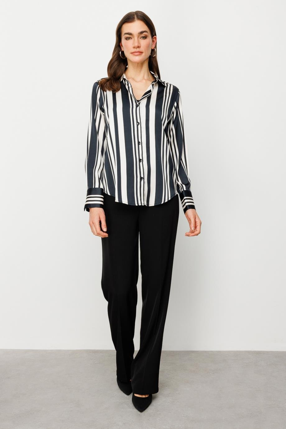 ONTEKS54342-2Y5 ONTEKS GÖMLEKSİYAH