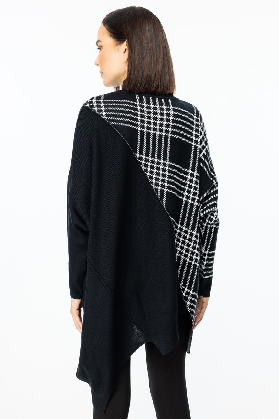 ONTEKSÖNÜ PARÇALI DESENLİ SİYAH KADIN TUNİK 45390-2K5