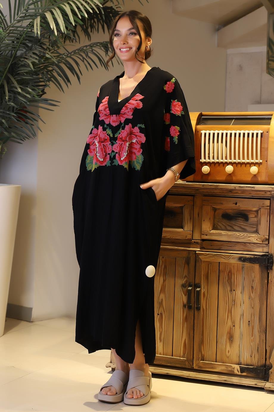 PARK MODA10391-2Y4 PARK MODA ELBİSESİYAH