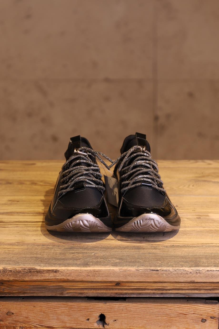 PUNTO-GÜVEN538051-2Y4 PUNTO AYAKKABISİYAH RUGAN