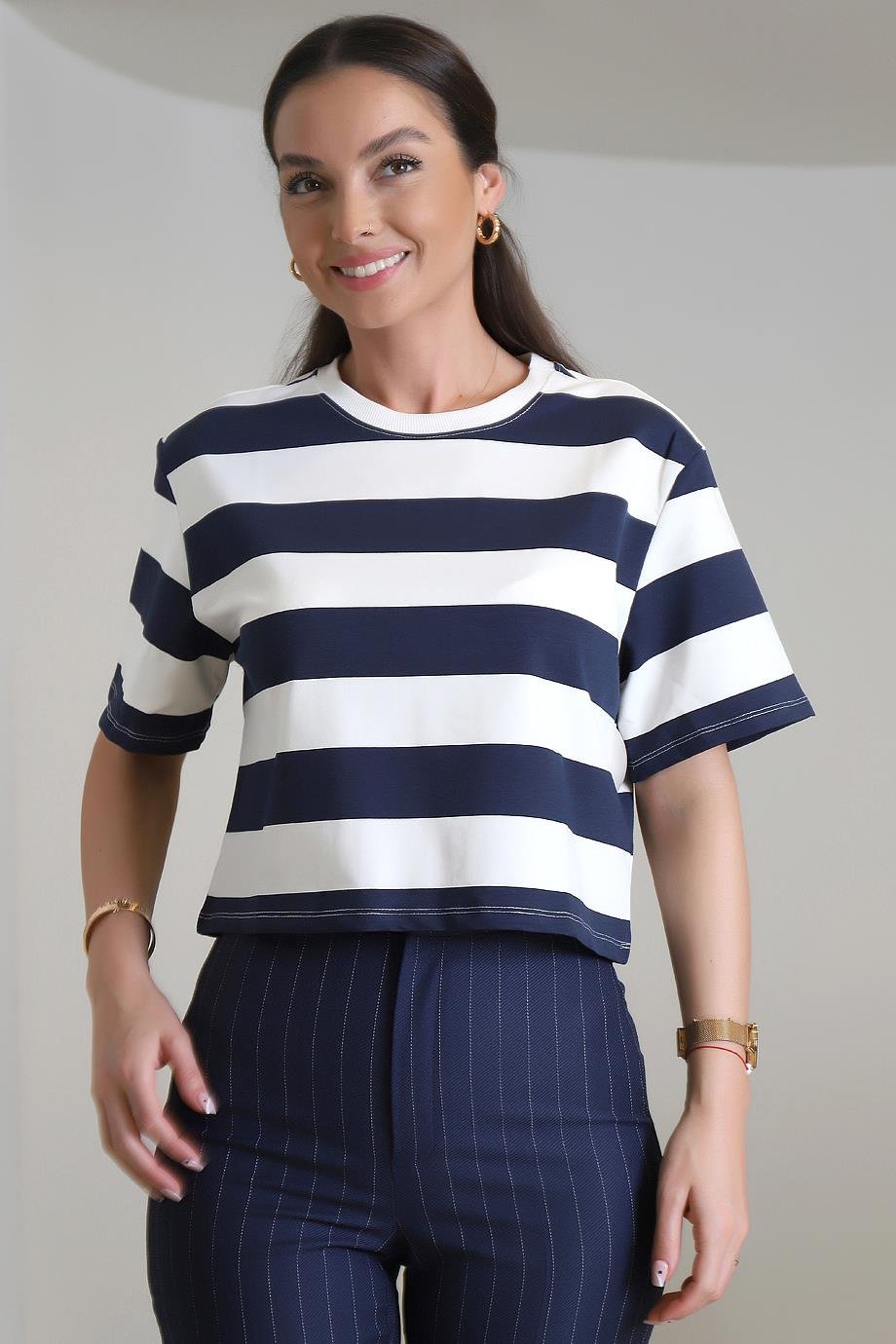 S0014595-2Y3 BUSEM TSHIRTEKRU LACİ