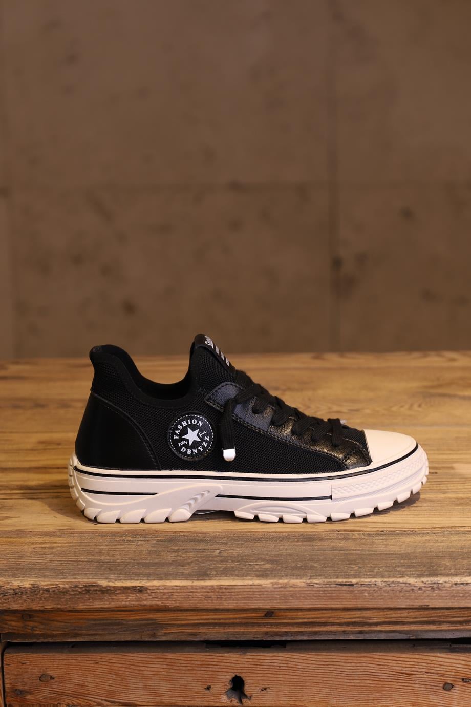 VİVA-KRISTE BELL0002-2Y4 K.BELL AYAKKABISİYAH